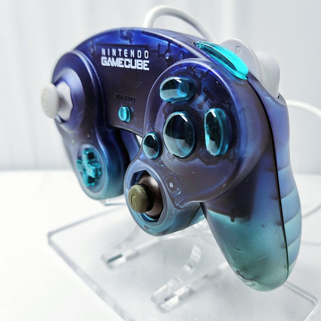 Tinted Clear Gamecube Controller – Sage Customs